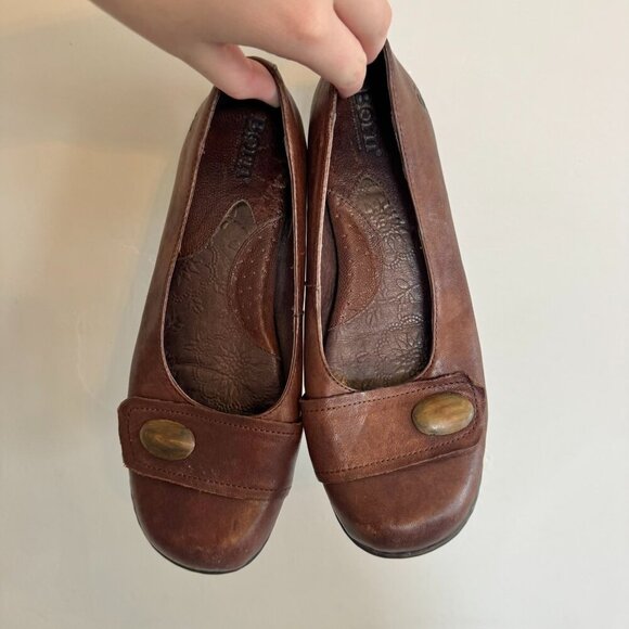 Born brown leather button detail slip on shoes size 7/38 - Picture 1 of 9